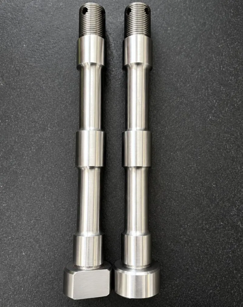 1"-14 UNF x 10.31" (+/-.010) Connecting Rod Bolt in ASTM A193 Grade B7 — machined by Innovation Fasteners, Houston